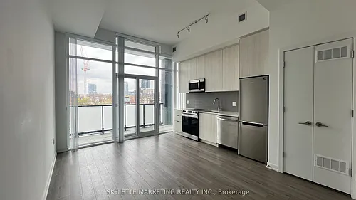 50 Power St #424 Photo 1