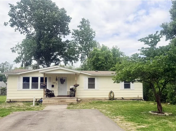 1525 Jackson St, Chillicothe, MO 64601