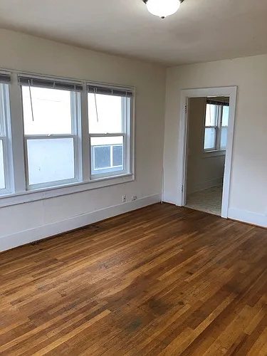 609 Thomas St Photo 1