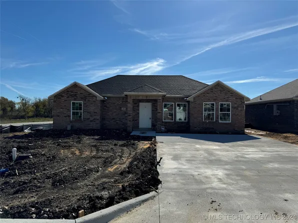 501 Sweet Pea Ln, Madill, OK 73446