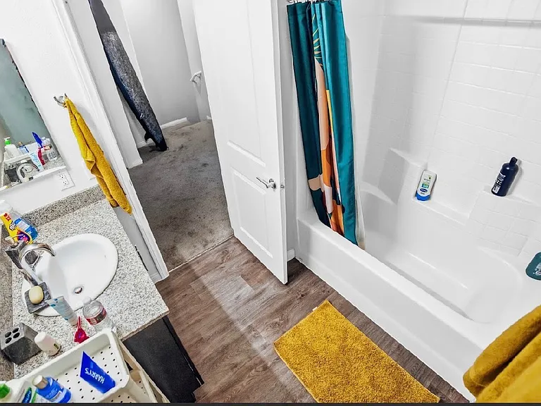 6816 Surf Green Ct — Photo 13