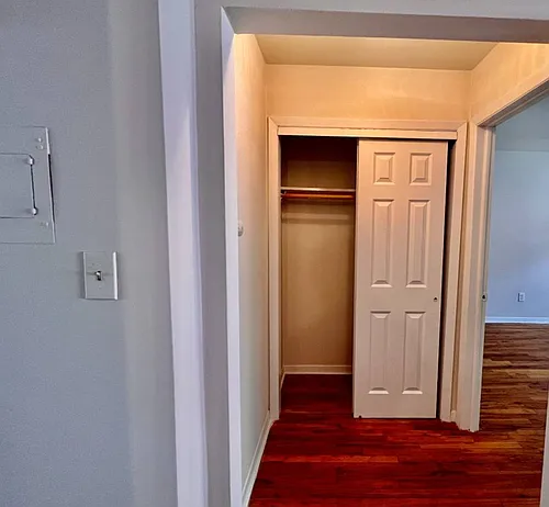 677 Park Ave Photo 1