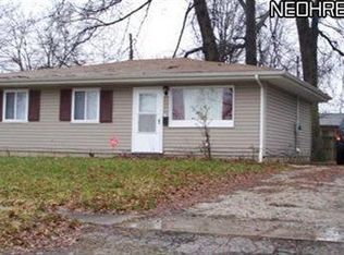 2707 Hamilton St SW, Warren, OH 44485