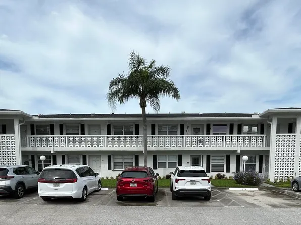 2860 SW 13th Street #202, Delray Beach, FL 33445