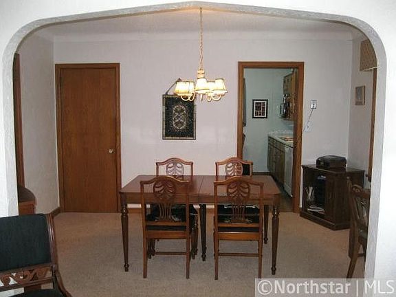 4th image of 232 Butler Ave E