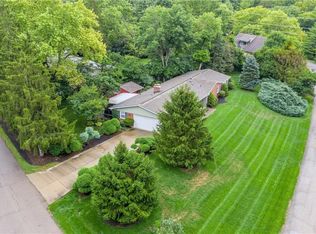 3969 Sloping Dr, Bellbrook, OH