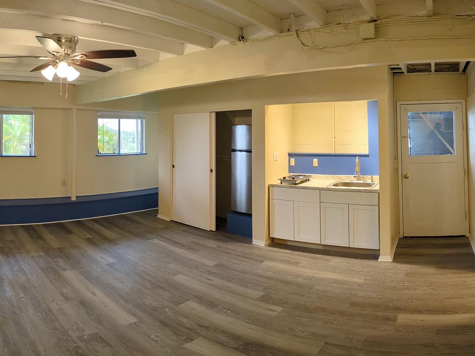 Remodeled private studio in two-story home with private entrance and bath. 500 square feet. Come check it out!