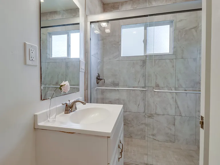 1024 Turquoise St #A — Photo 28