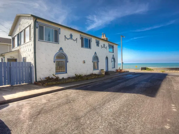 2 Carmel Ave #1, Pacifica, CA 94044