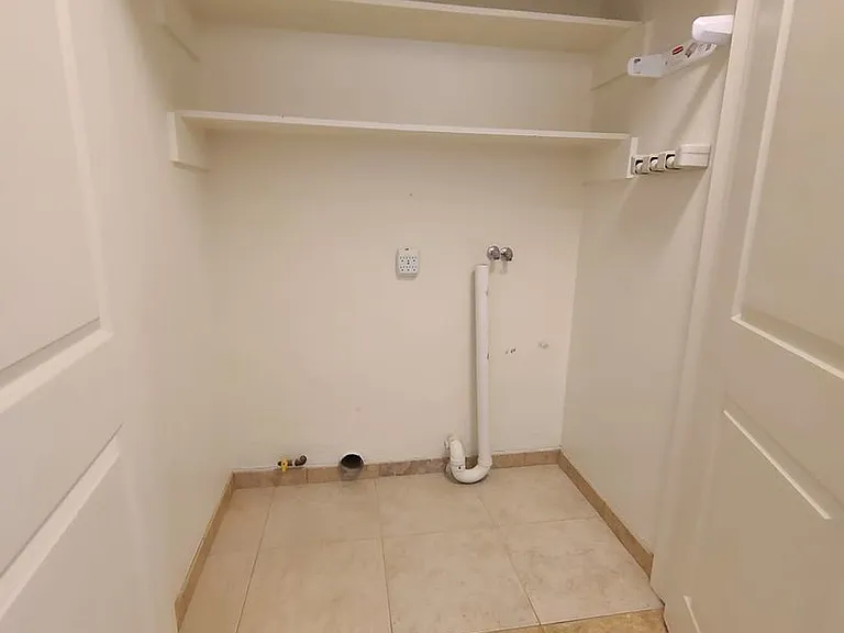 613 Pine Ave #619 — Photo 16