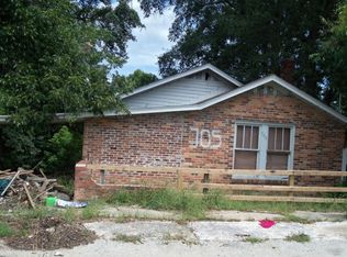 705 Cleveland St, Douglas, GA 31533