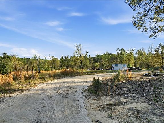 2nd image of 2078 Mims Rd