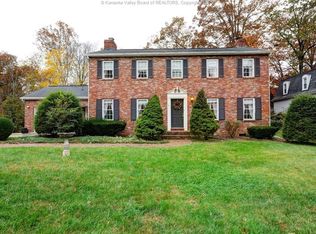 1012 Sandhill Dr, Saint Albans, WV 25177