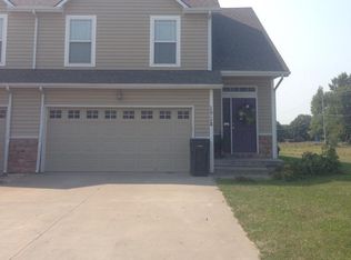 1916 N 157th St, Basehor, KS 66007