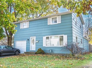 37 Brayton Rd, Rochester, NY 14616