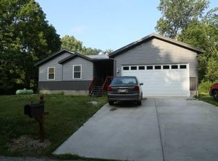 5741 Guyan River Rd, Huntington, WV 25702