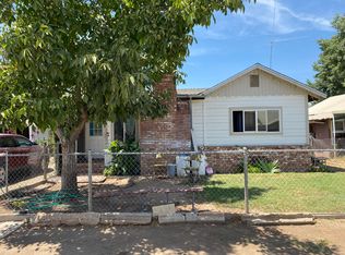 33163 Manzanita Rd, Ivanhoe, CA 93235