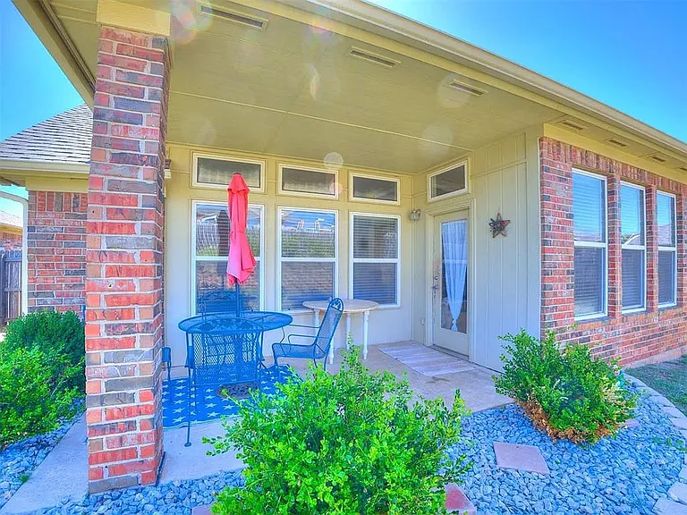 516 Woodsong Dr — Photo 25
