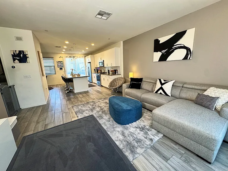 19547 W Cardigan Dr — Photo 17