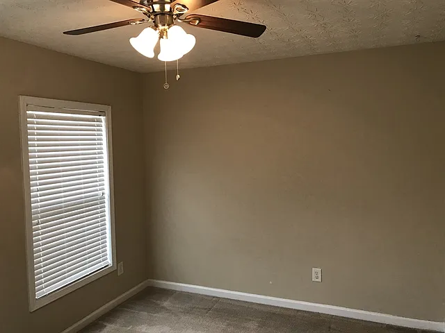 304 Woodland Pass — Photo 12
