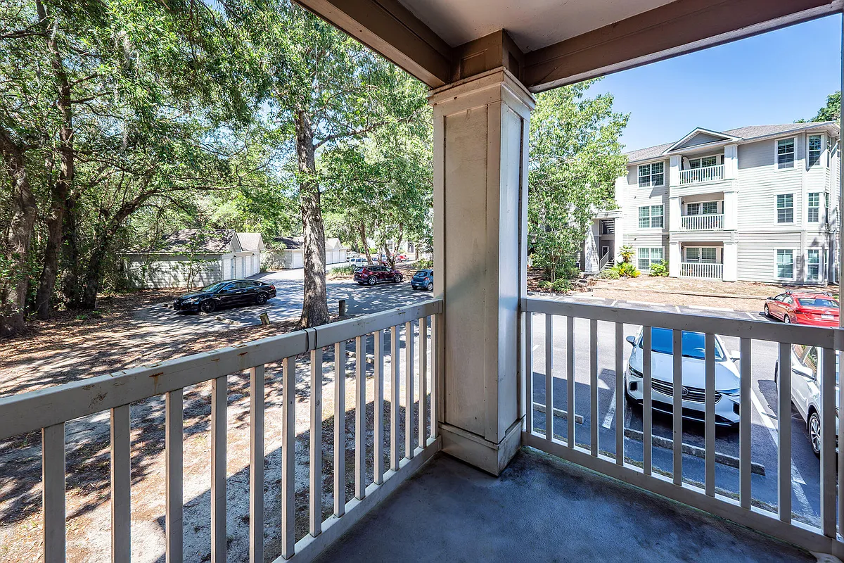 Building Photo - 700 Daniel Ellis Dr #11107