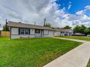 5317 Crestmont St, Baytown, TX 77521