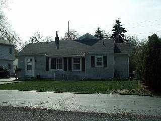 2nd image of 5711 Malden Ave
