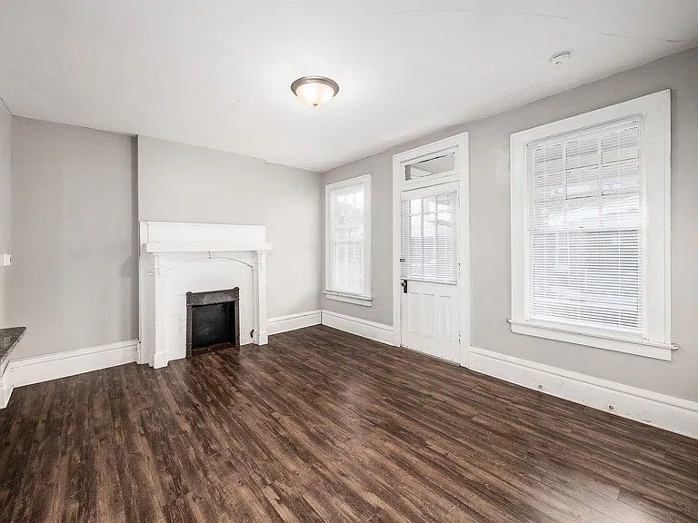 26 E 2nd Ave #19 — Photo 7