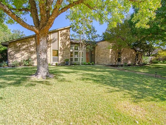 2nd image of 3805 Indigo Dr