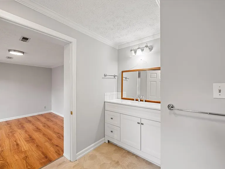 119 Newberry Cir — Photo 26