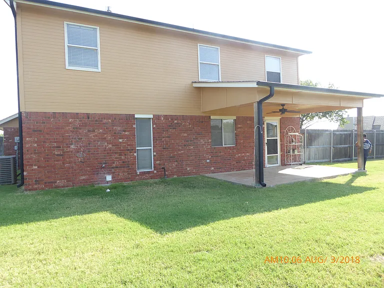 4302 SW Parkridge Blvd — Photo 29