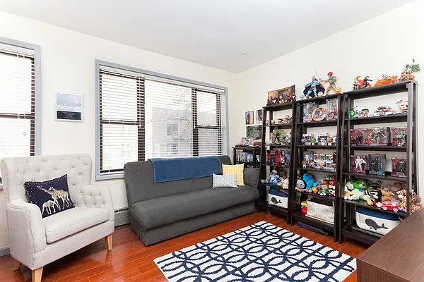 Rented by Stribling | media 11