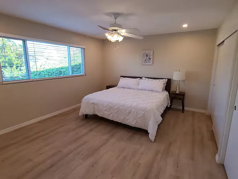 26541 Espalter Dr — Photo 10