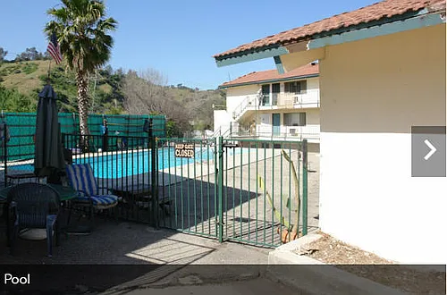 Griffith Park Apartments Photo 1