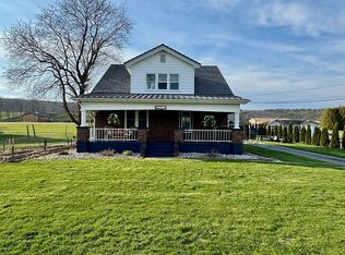 2412 Mahoning Dr W, Lehighton, PA 18235