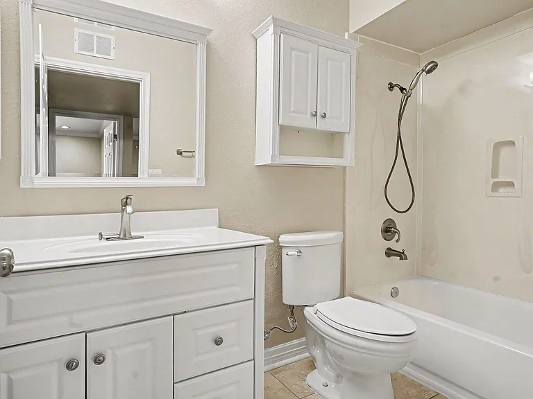 16506 Diana Ln — Photo 11