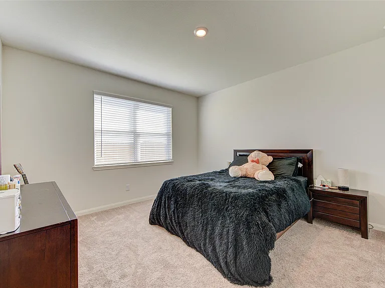 10702 Millet Ct — Photo 31