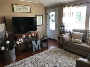 863 Lindsay Rd, Carnegie, PA 15106