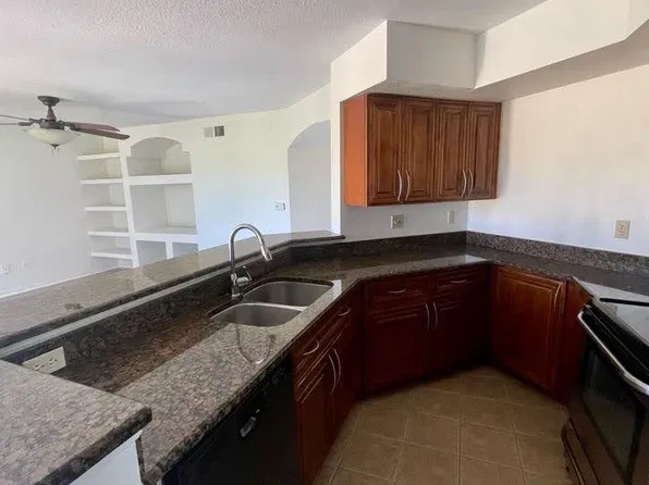 7340 Westpointe Blvd, Orlando, FL
