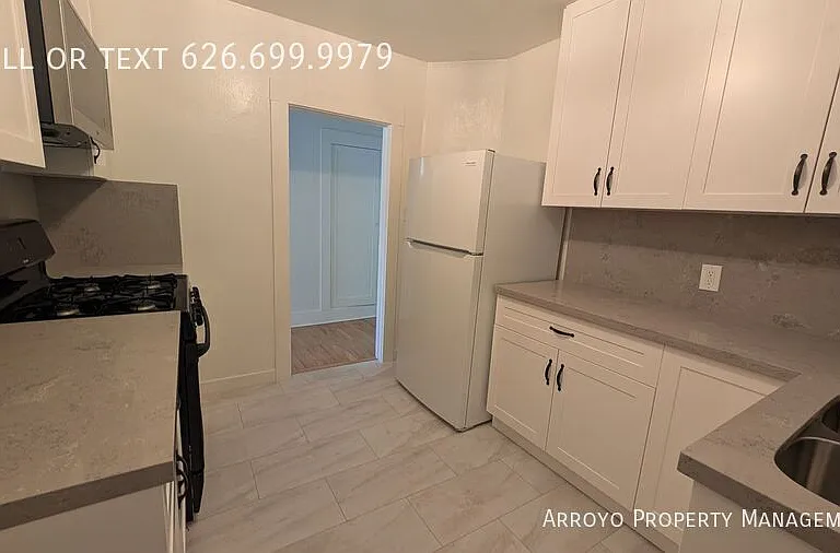 6307 N Aldama St — Photo 15