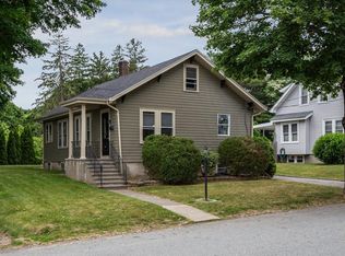31 Gardner Ave, Somerset, MA 02726