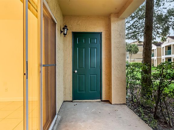 2nd image of 875 Riverside Drive #717