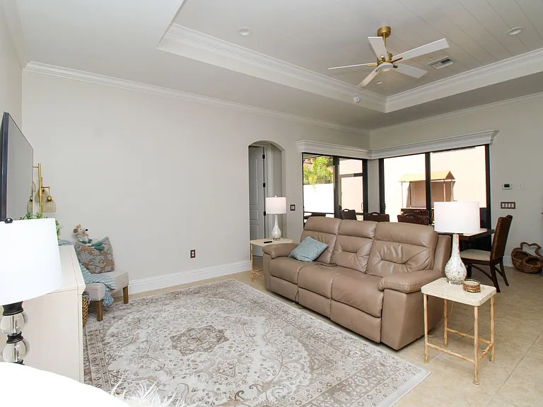 8000 Cordoba Pl — Photo 22