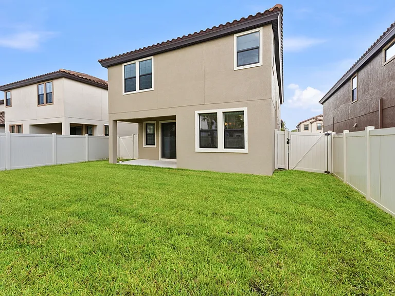 3940 Maurice Ave — Photo 44