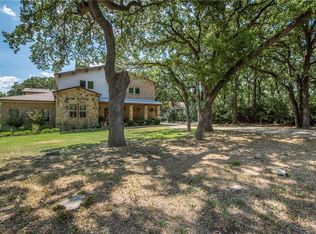 1325 Irvin Rd, Irving, TX 75060