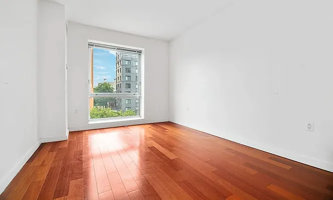 Rented by REAL New York | media 17