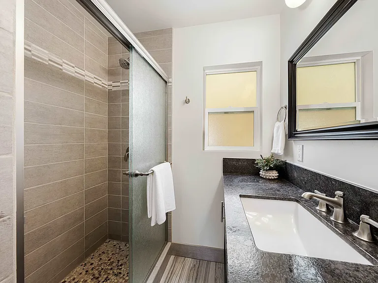 4819 Del Mar Ave — Photo 28