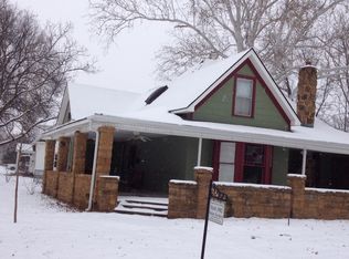 902 N Parkinson Ave, Wagoner, OK 74467