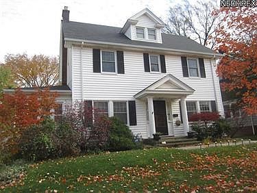 1st image of 2215 Delaware Dr