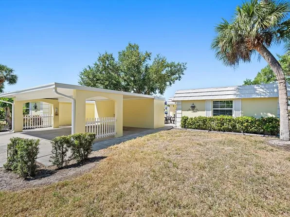 5936 Driftwood Ave #16, Sarasota, FL 34231